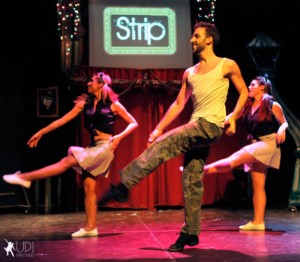 estreno-espectaculo-strip-4-up-espectacles