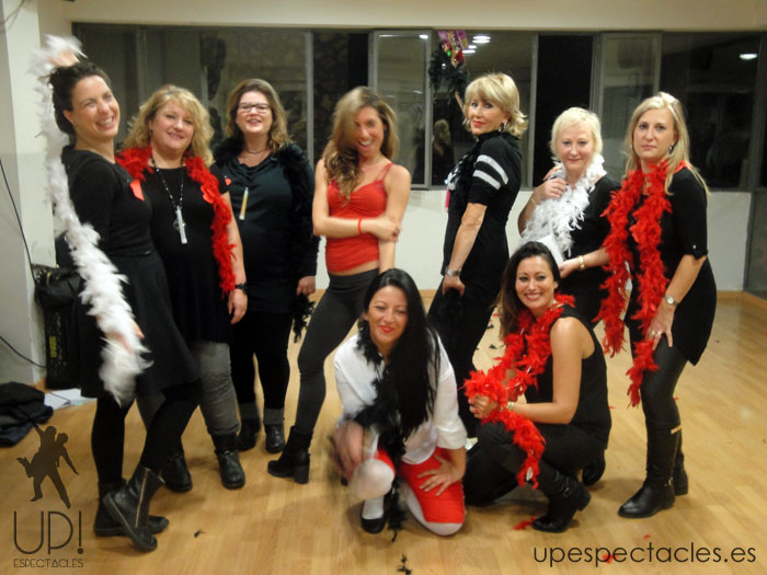 Una despedida de soltera muy cabaretera