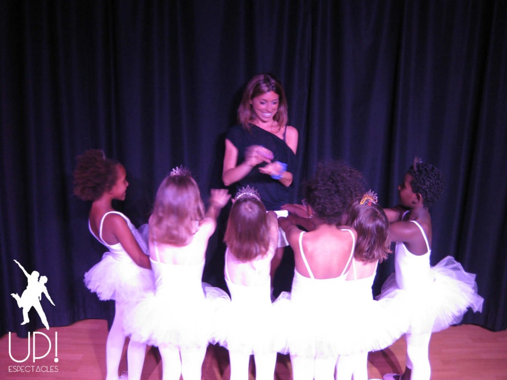 Las más pequeñas en le festival de Ballet y Jazz - Up! Espectacles Las más pequeñas en le festival de Ballet y Jazz - Up! Espectacles