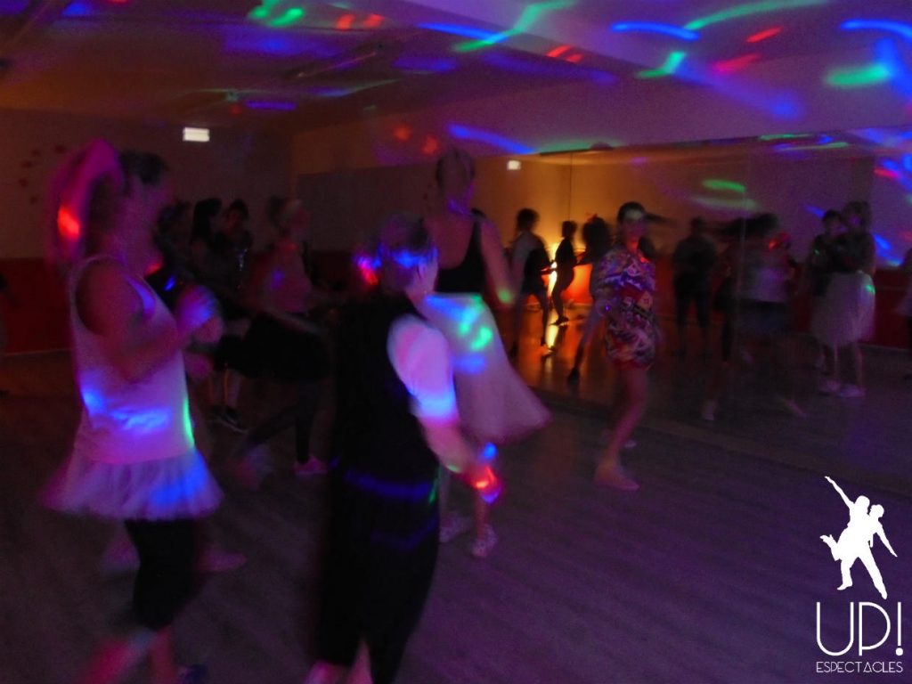 despedida-de-soltera-original-barcelona-disco-80-up-espectacles-01