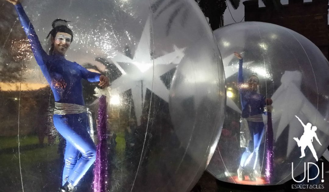 Up!Espectacles baila en la cabalgata de Castelldefels